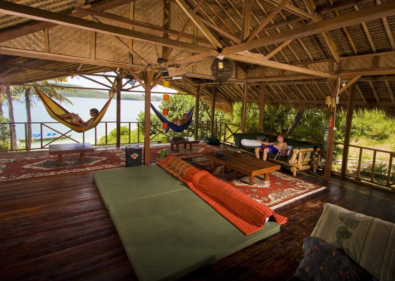 Surf Camp Lombok Vandrehjem Kuta  Eksteriør billede